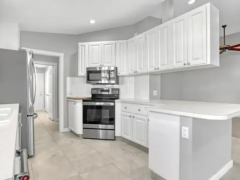 5011 Magnolia Bay Circle Palm Beach Gardens FL 33418
