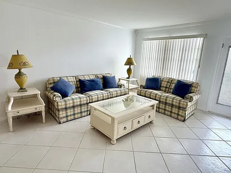 3087 Oakridge U Deerfield Beach FL 33442