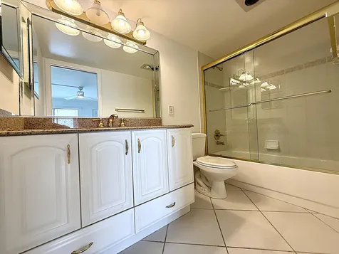3087 Oakridge U Deerfield Beach FL 33442