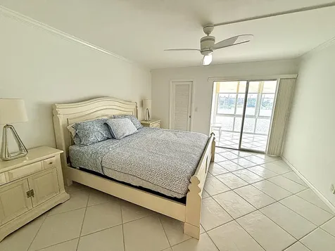 3087 Oakridge U Deerfield Beach FL 33442