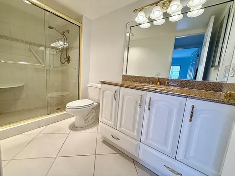 3087 Oakridge U Deerfield Beach FL 33442