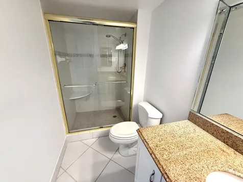 3087 Oakridge U Deerfield Beach FL 33442
