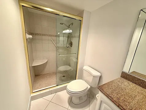 3087 Oakridge U Deerfield Beach FL 33442