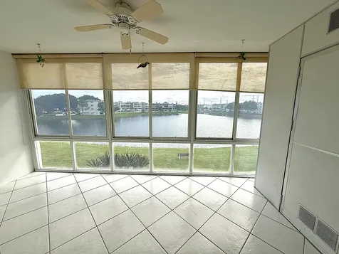 3087 Oakridge U Deerfield Beach FL 33442