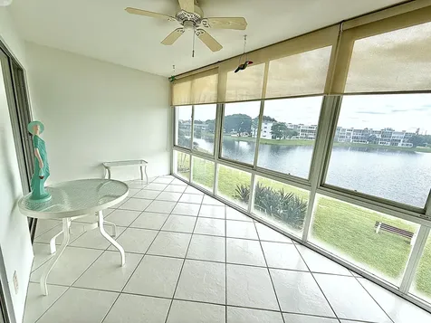 3087 Oakridge U Deerfield Beach FL 33442