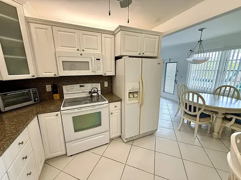 3087 Oakridge U Deerfield Beach FL 33442