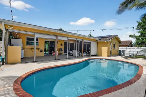 1320 Sw 24th Terrace Deerfield Beach FL 33442