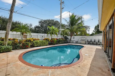 1320 Sw 24th Terrace Deerfield Beach FL 33442