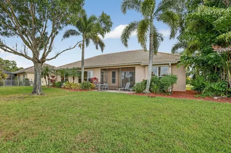 424 Nw Dover Court Port Saint Lucie FL 34983