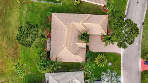 424 Nw Dover Court Port Saint Lucie FL 34983