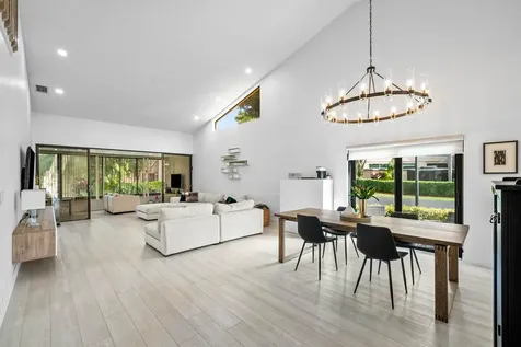 22627 Meridiana Drive Boca Raton FL 33433