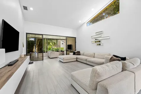 22627 Meridiana Drive Boca Raton FL 33433