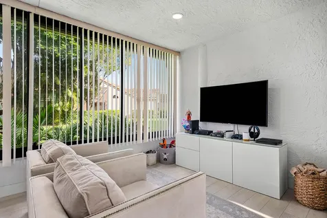 22627 Meridiana Drive Boca Raton FL 33433