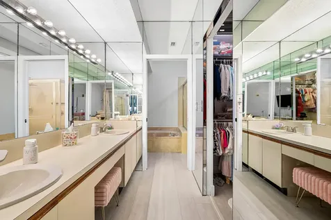 22627 Meridiana Drive Boca Raton FL 33433