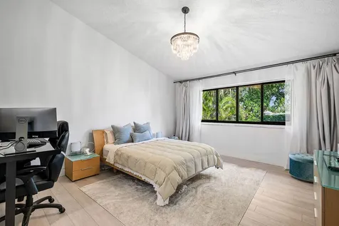 22627 Meridiana Drive Boca Raton FL 33433