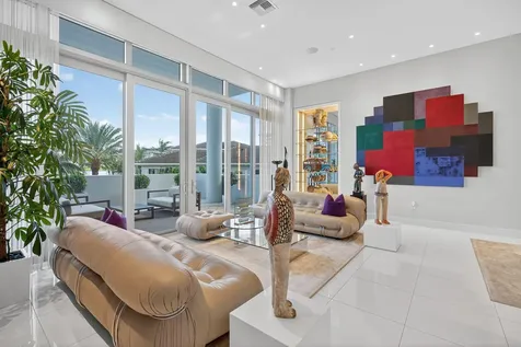2 Water Club Way North Palm Beach FL 33408