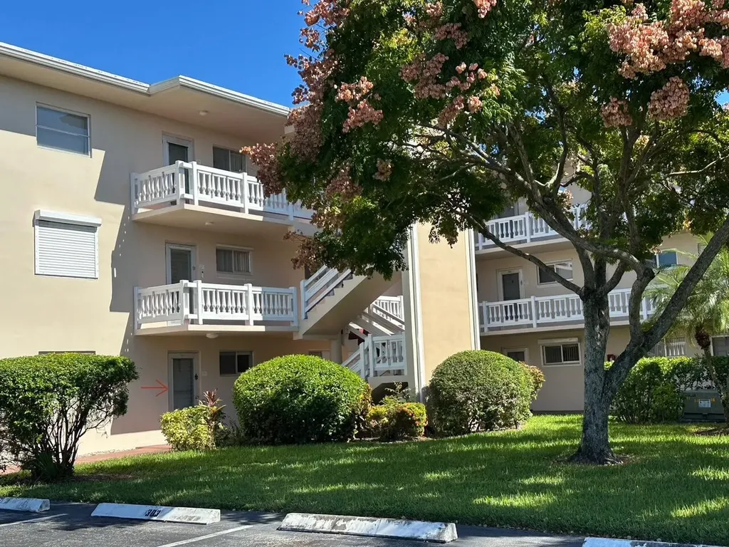 2811 Garden Drive Lake Worth FL 33461