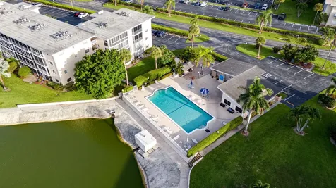 2811 Garden Drive Lake Worth FL 33461