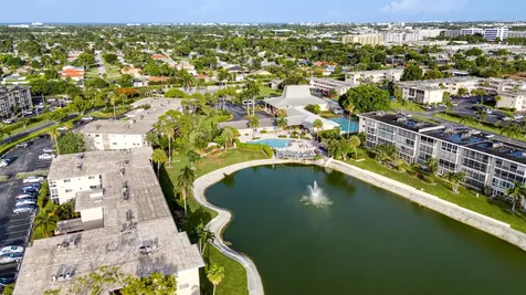 2811 Garden Drive Lake Worth FL 33461
