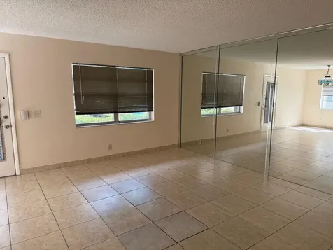 390 Burgundy I Delray Beach FL 33484