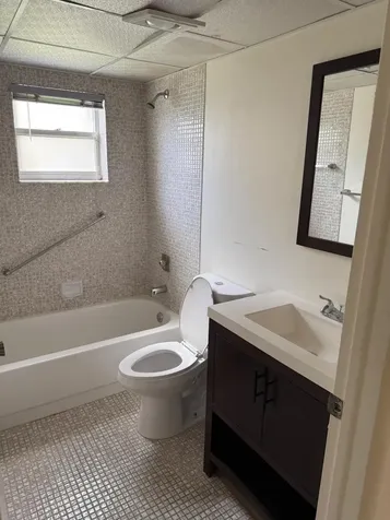 390 Burgundy I Delray Beach FL 33484