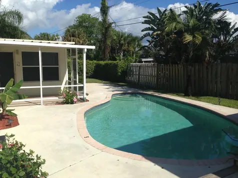 2098 Ne 4th Court Boca Raton FL 33431