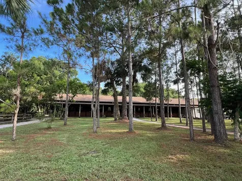 1711 Stallion Drive Loxahatchee FL 33470