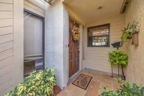 1102 Se Mitchell Avenue Port Saint Lucie FL 34952