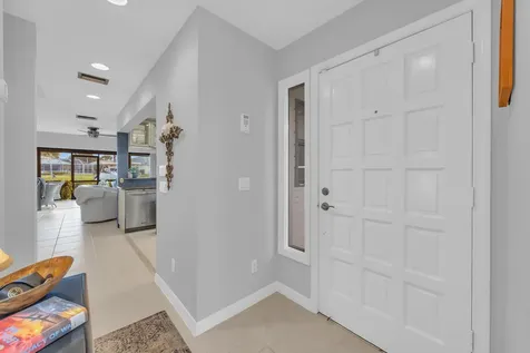 1102 Se Mitchell Avenue Port Saint Lucie FL 34952