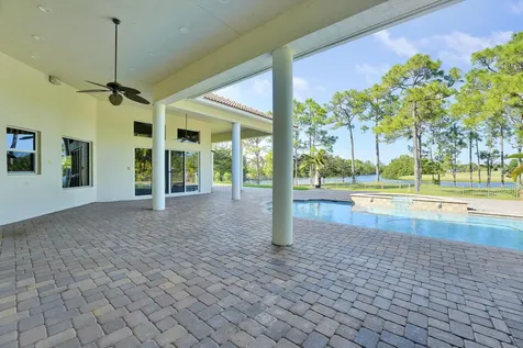 11985 Carnegie Place Palm Beach Gardens FL 33412