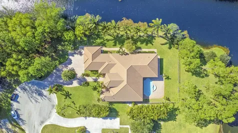 11985 Carnegie Place Palm Beach Gardens FL 33412
