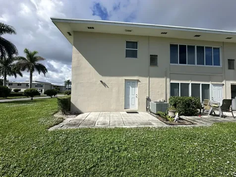 95 North Boulevard Boynton Beach FL 33435