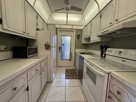 95 North Boulevard Boynton Beach FL 33435