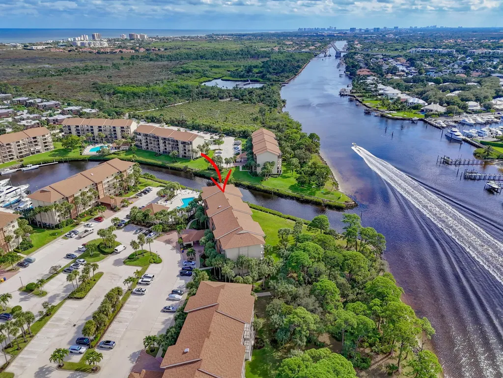 2201 Marina Isle Way Jupiter FL 33477