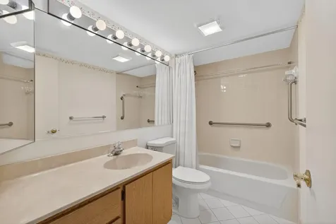 2201 Marina Isle Way Jupiter FL 33477