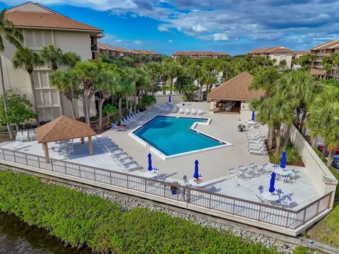 2201 Marina Isle Way Jupiter FL 33477