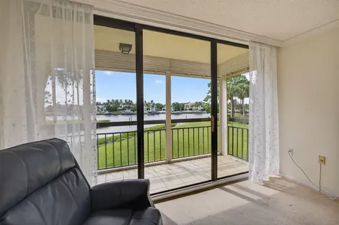 2201 Marina Isle Way Jupiter FL 33477