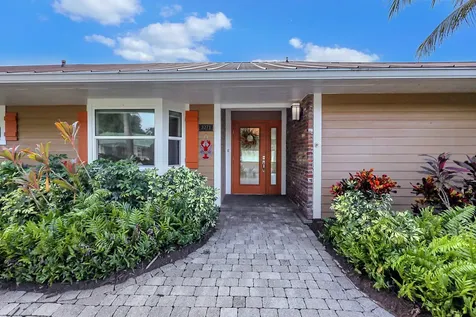 3271 SE Court Drive Stuart FL 34997