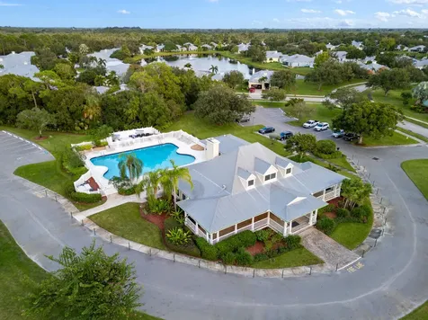 886 Ne Whistling Duck Way Port Saint Lucie FL 34983