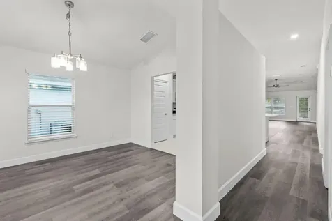 886 Ne Whistling Duck Way Port Saint Lucie FL 34983