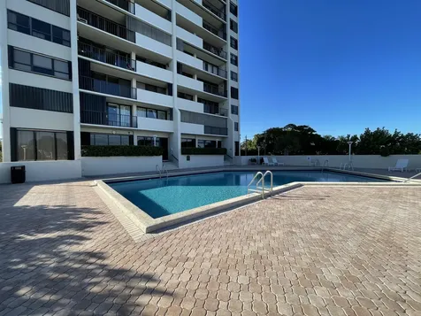 5600 N Flagler Drive West Palm Beach FL 33407