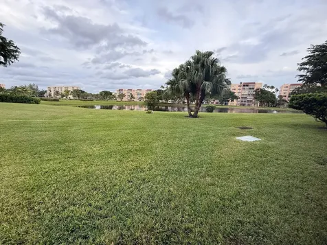 26 Abbey Lane Delray Beach FL 33446