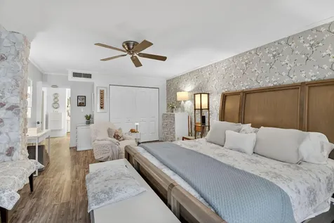 2816 N 46th Avenue Hollywood FL 33021