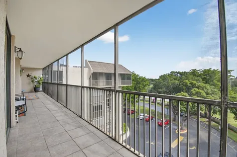 2816 N 46th Avenue Hollywood FL 33021