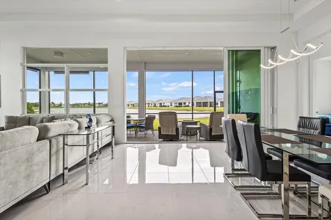 8580 Sw Cantante Way Port Saint Lucie FL 34987