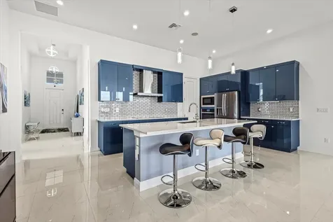 8580 Sw Cantante Way Port Saint Lucie FL 34987