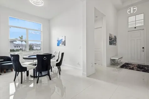 8580 Sw Cantante Way Port Saint Lucie FL 34987