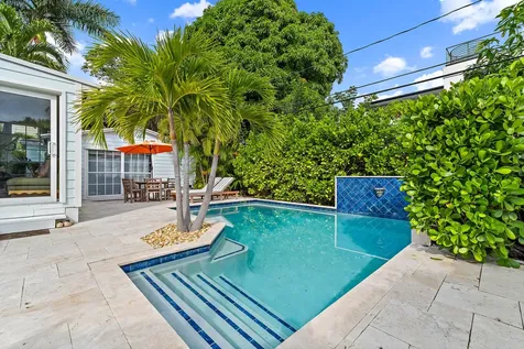 219 33rd Street West Palm Beach FL 33407