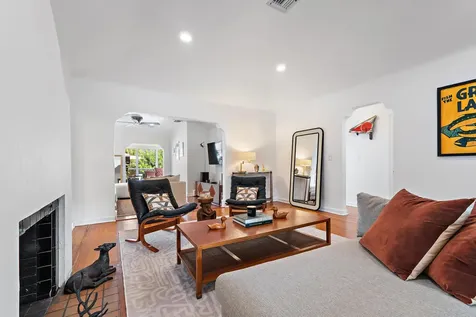 219 33rd Street West Palm Beach FL 33407