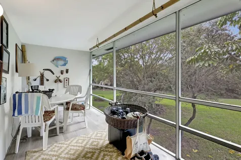 2929 Se Ocean Boulevard Stuart FL 34996